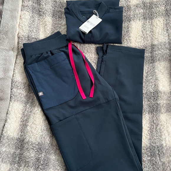 Dark Harbor Figs. Brand New. - Picture 2 of 6